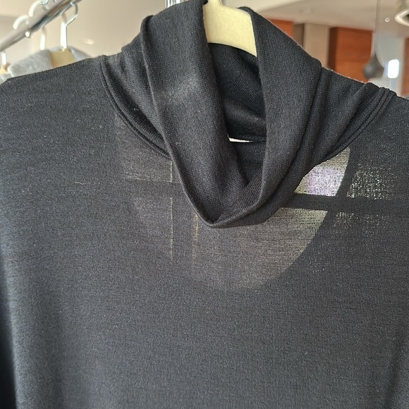 rag & bone light long sleeve loose turtle neck Size Large - Picture 2 of 7